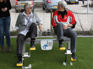 7135 Bank met dubbele pedalen