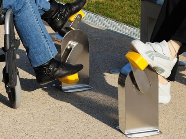 7135 Bank met dubbele pedalen