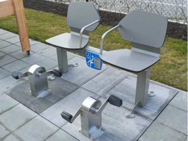 7135 Bank met dubbele pedalen