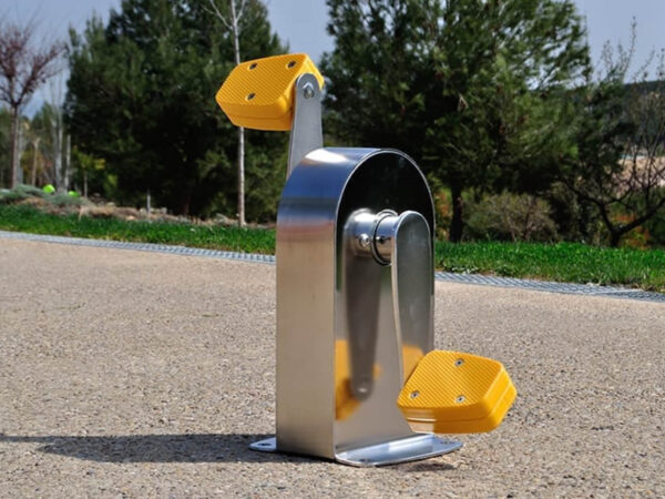 7135 Bank met dubbele pedalen