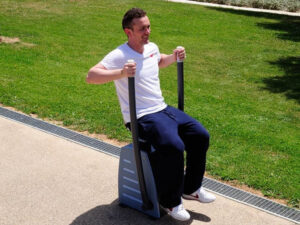7264 Zittende Chest Press