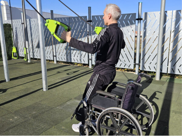 7491 NIEUW: Cross Training Box met kettlebells en ropes