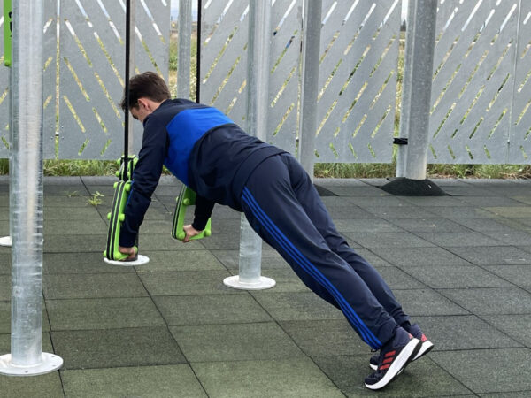 7494 NIEUW: Double Cross Training Box