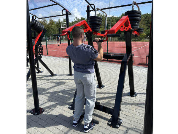 R05 Lateral Pull Down machine