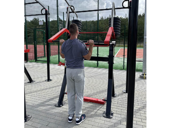R09 Multifunctional Training machine for squats and schoulder press