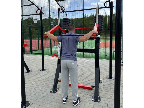 R09 Multifunctional Training machine for squats and schoulder press