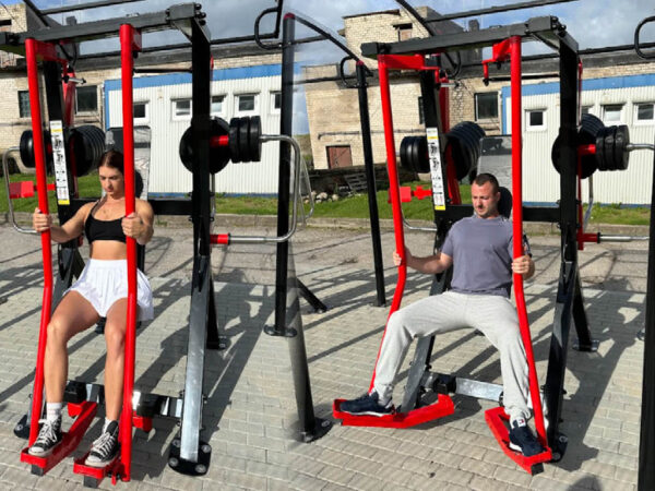 R16 Leg Abductor machine