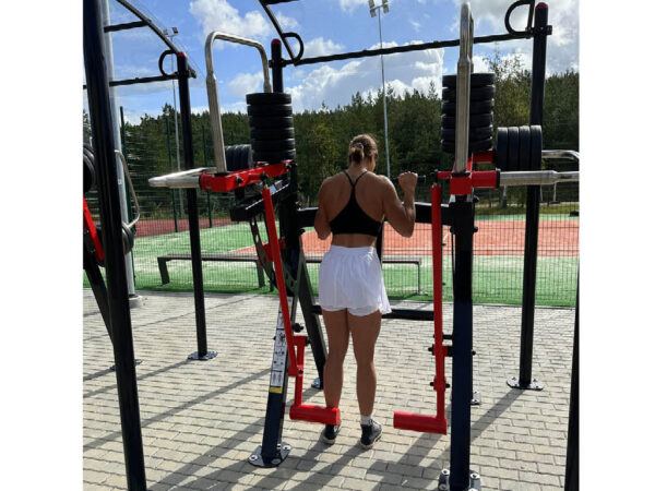 R19 Standing Leg Curl machine