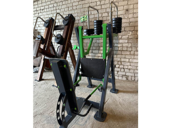 R21 Leg Press machine
