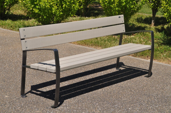 1069R Bank van gerecycled kunststof