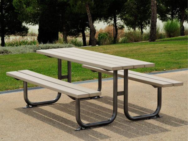2020 Picknicktafel van gerecycled plastic