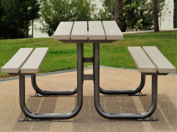 2020 Picknicktafel van gerecycled plastic